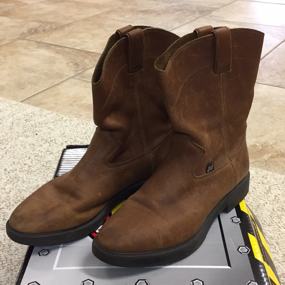Justin Original Workboots. Size 6D